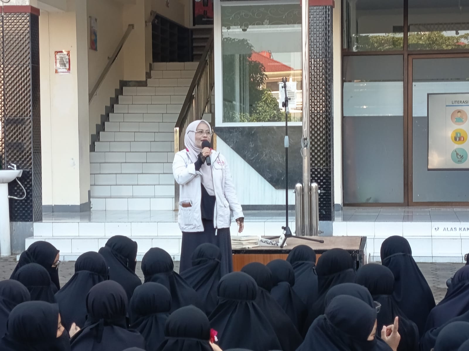 Kegiatan Perpustakaan Keliling 