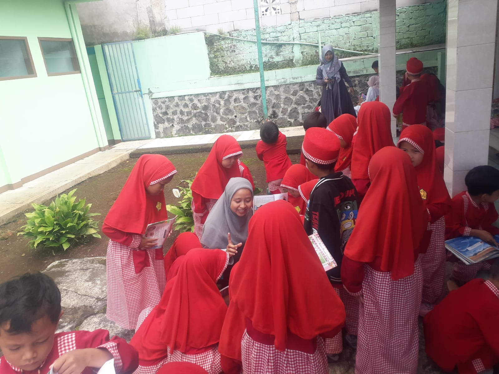 kegiatan membaca