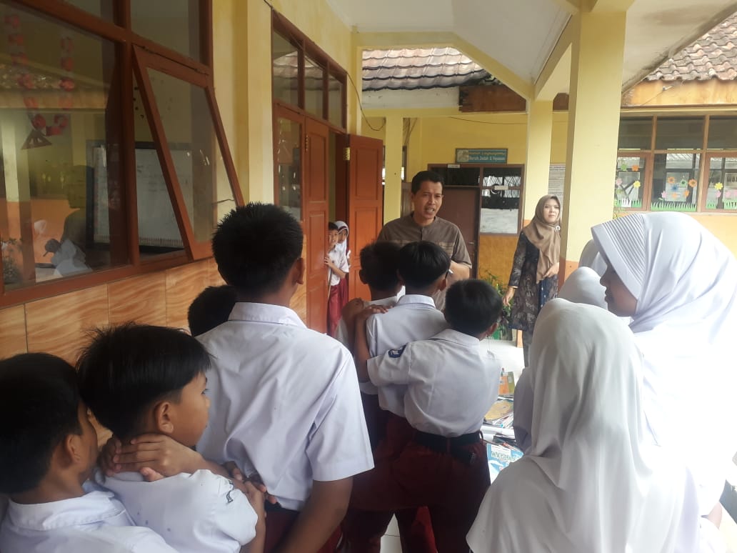 sosialisasi kegiatan perpustakaan keliling